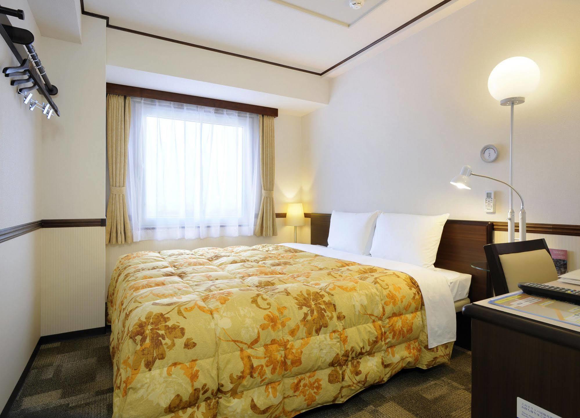 Toyoko Inn Sakudaira-Eki Asama-Guchi Εξωτερικό φωτογραφία